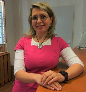 Optometrist Marta Kulinova